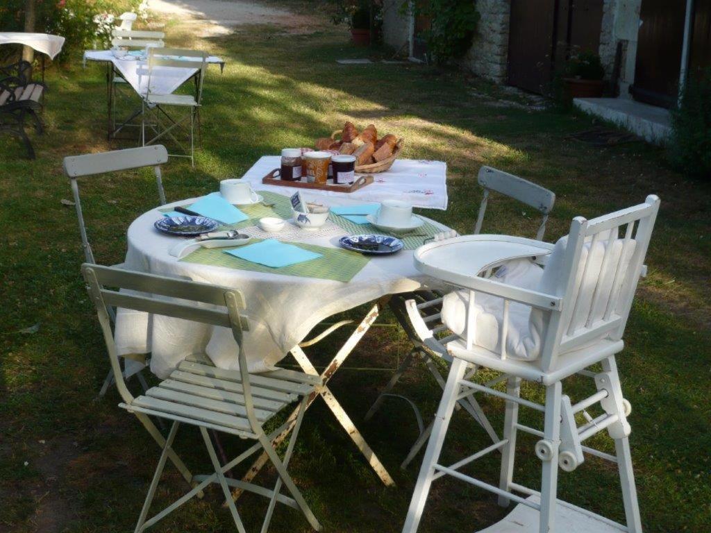 La Thibaude - Livry Bed & Breakfast Livry  Ngoại thất bức ảnh